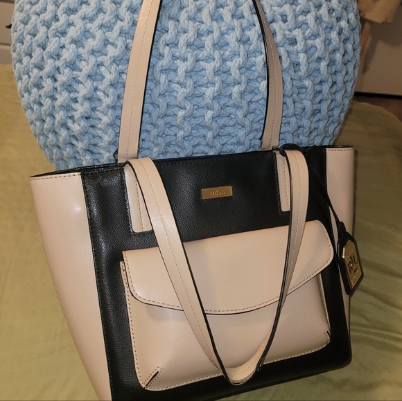 Ralph Lauren bag - Picture 2 of 16